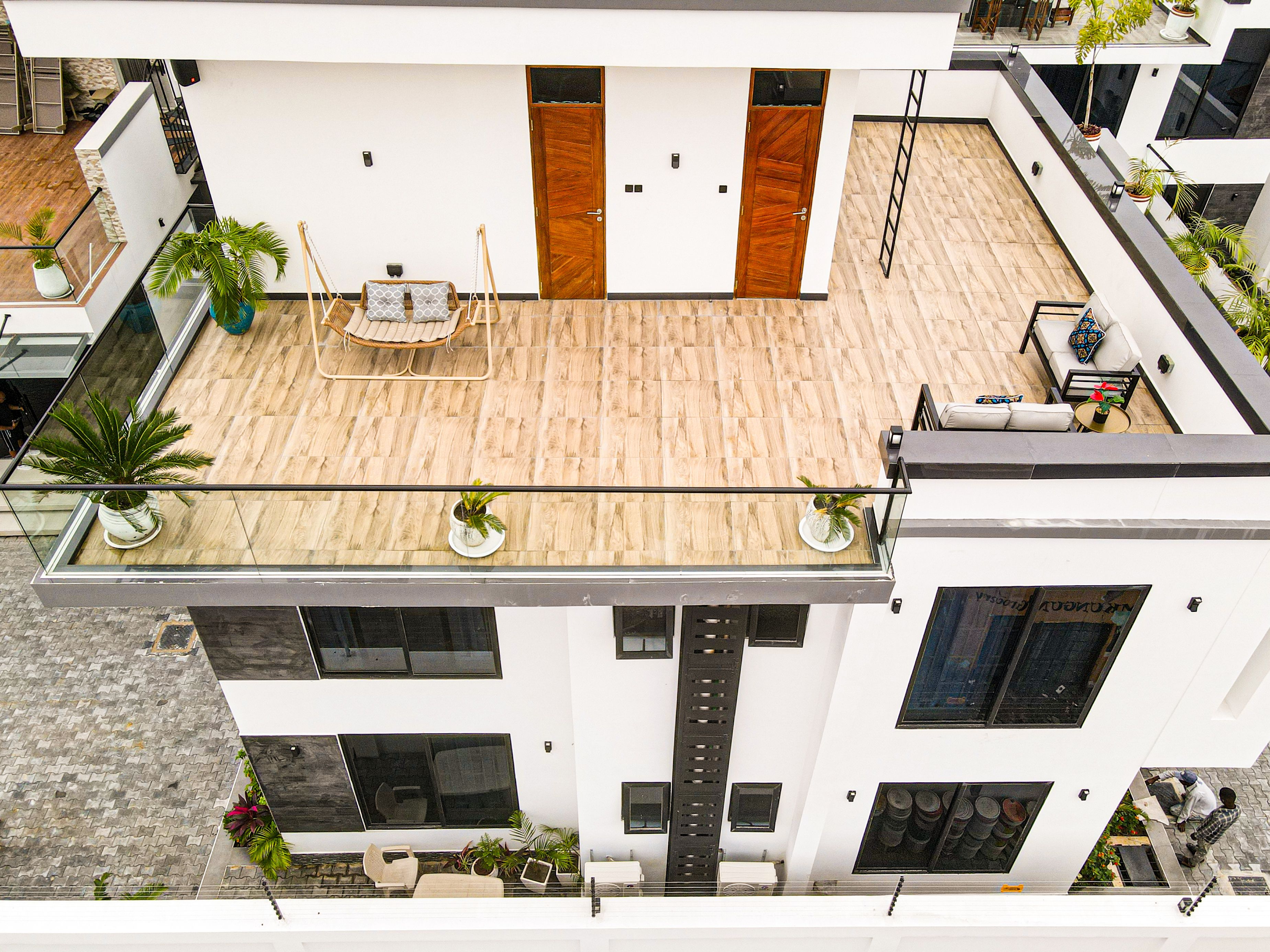 Modern 2-Bed Apartment Lekki - Image 1